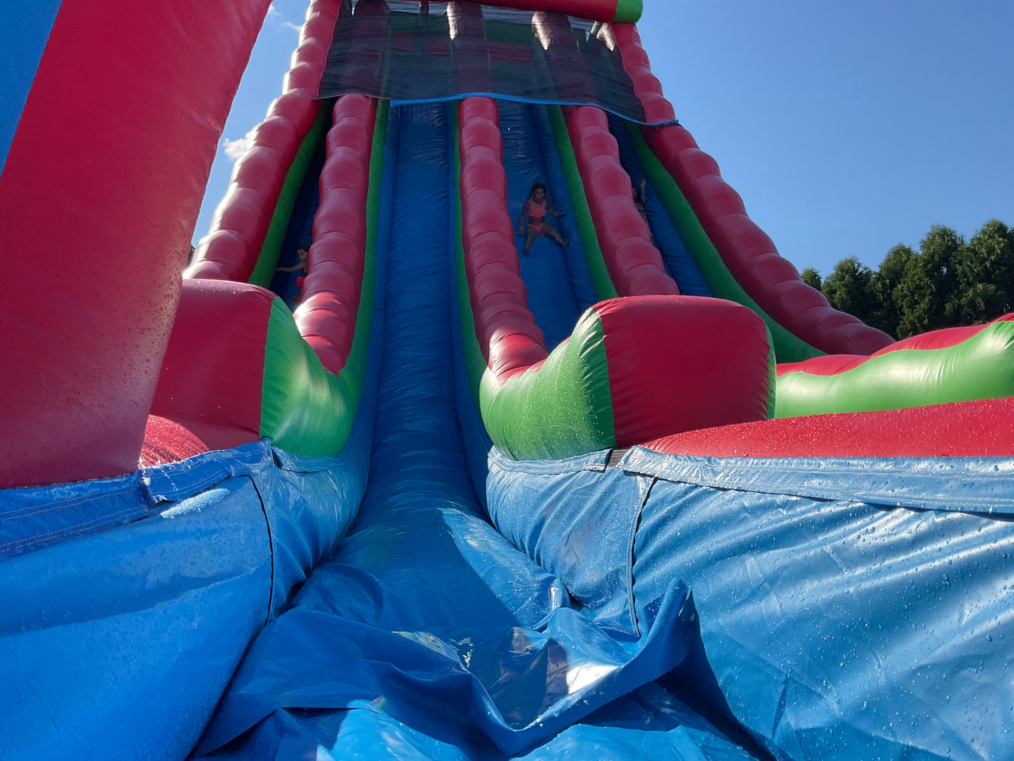 Triple Lane Tidal Wave Water Slide